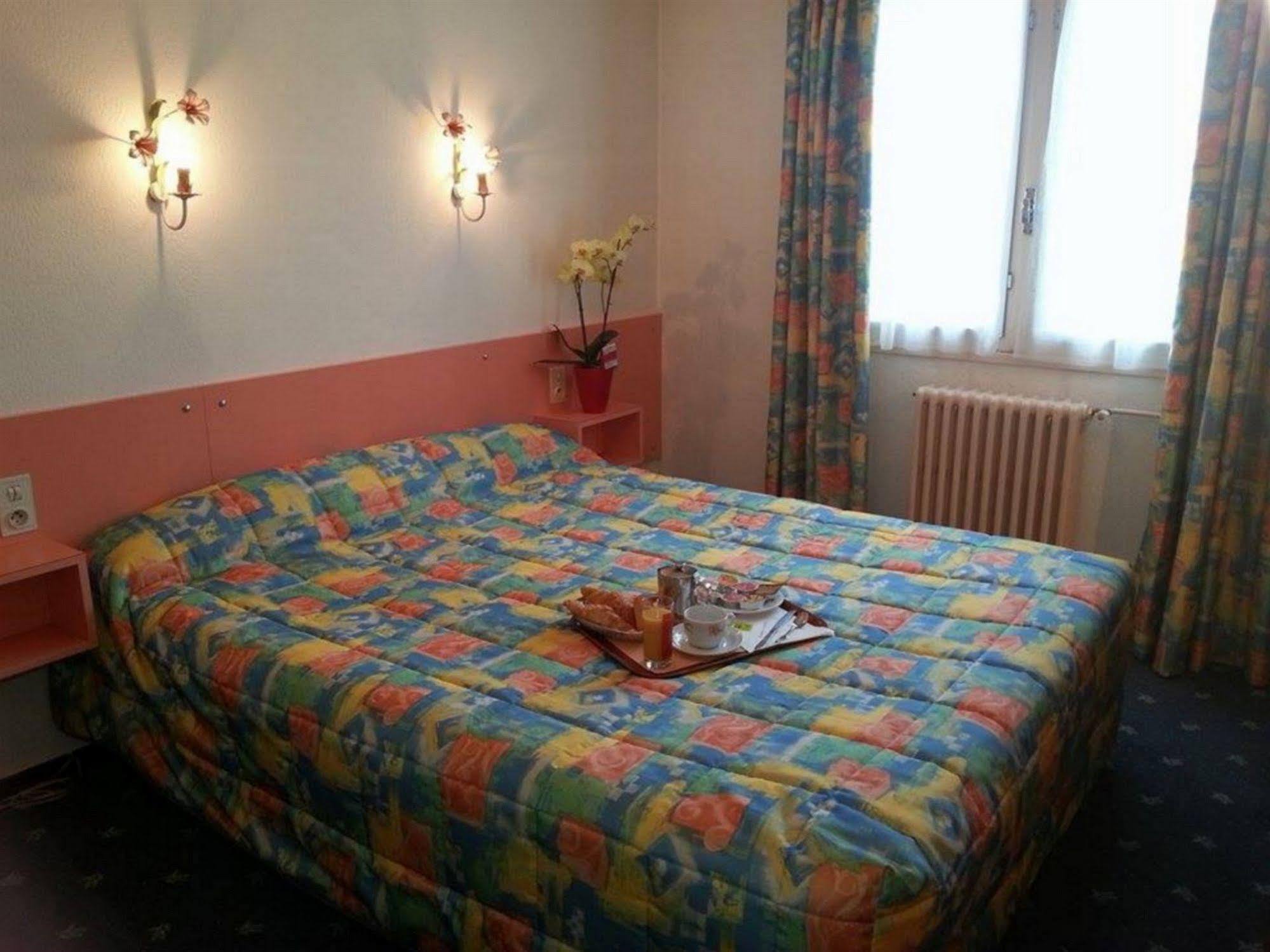 Hotel & Restaurant Azur La Freissinouse المظهر الخارجي الصورة